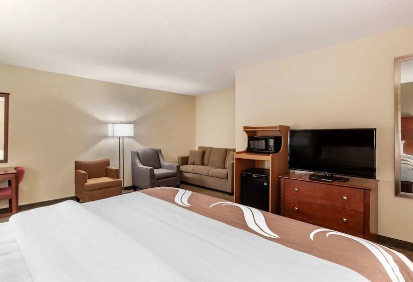 فندق Quality Inn Hays I70