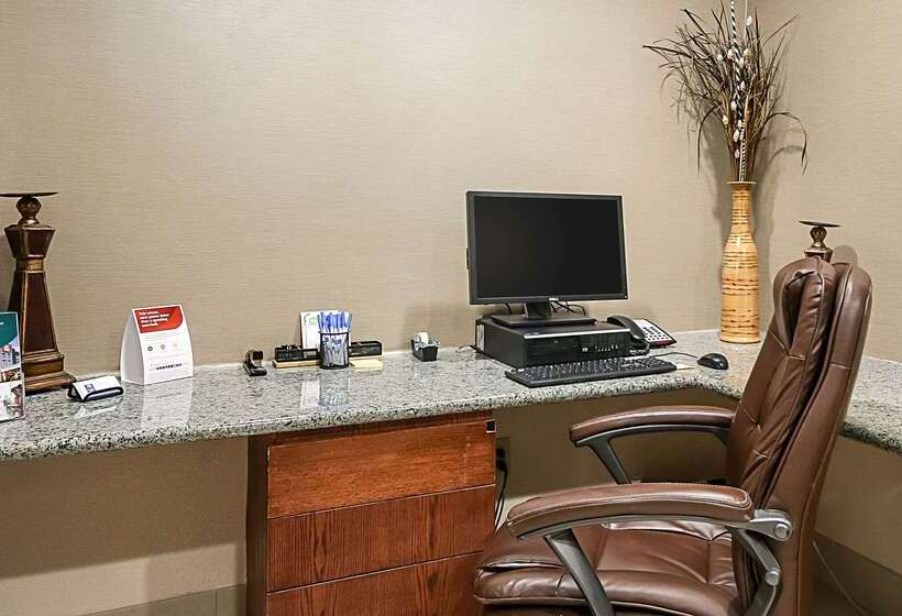 هتل Quality Inn Kingsville Hwy 77