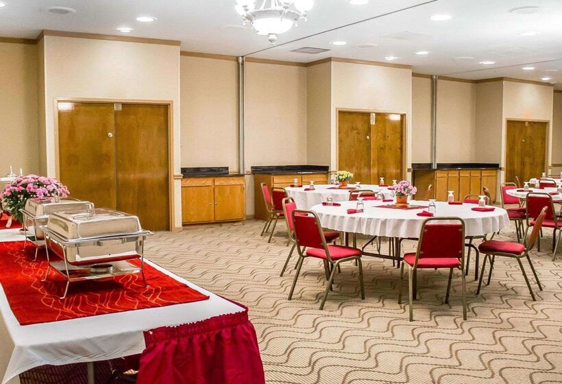 호텔 Quality Inn