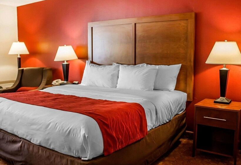 호텔 Quality Inn