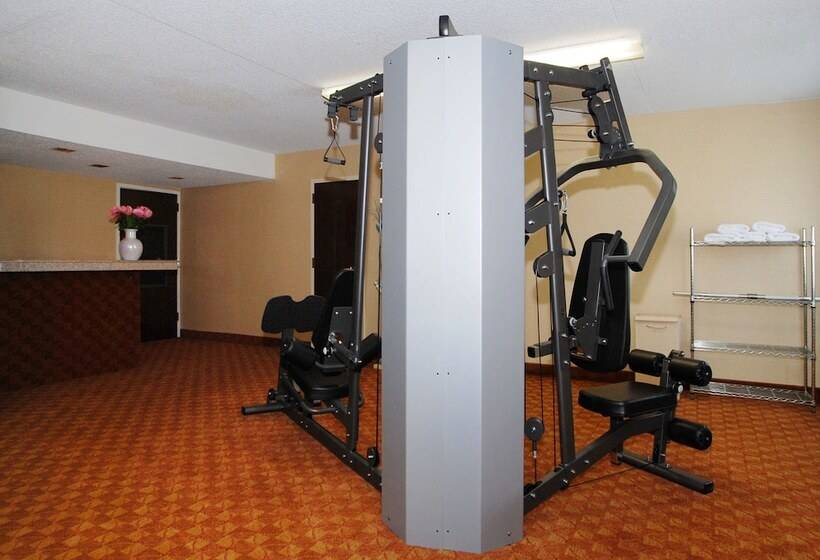 호텔 Quality Inn