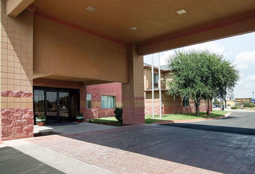 هتل Quality Inn