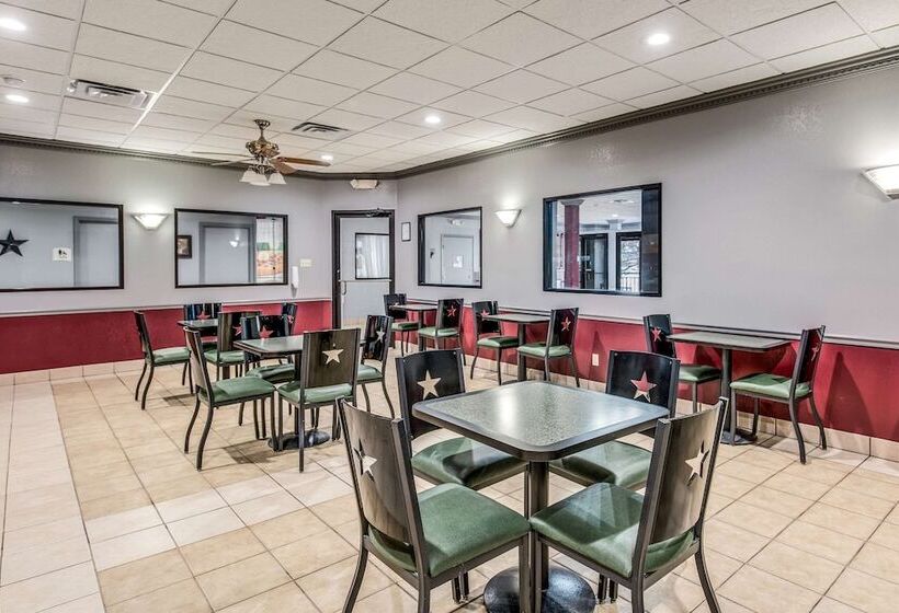 Отель Quality Inn Ozona I10