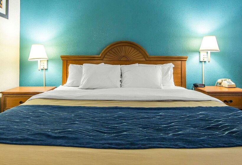 호텔 Quality Inn & Suites
