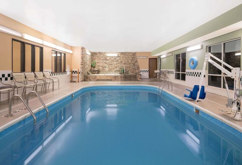 فندق Quality Inn & Suites