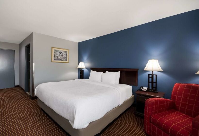 Отель Quality Inn & Suites Oklahoma City North