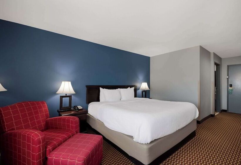 Отель Quality Inn & Suites Oklahoma City North