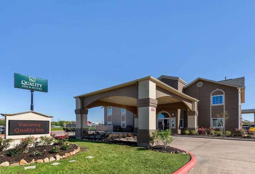 בית מלון כפרי Quality Inn & Suites Port Arthur  Nederland