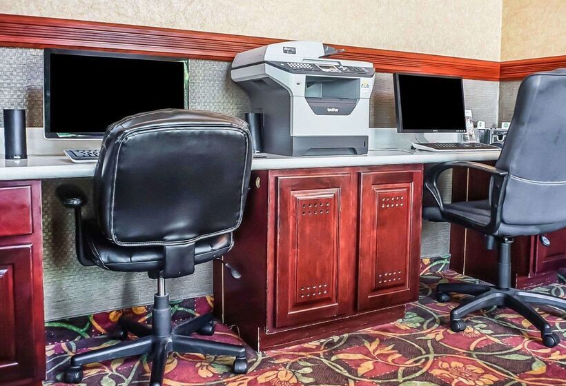 فندق Quality Inn & Suites