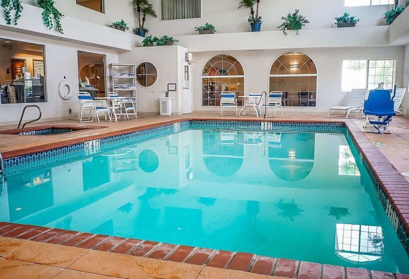 فندق Quality Inn & Suites