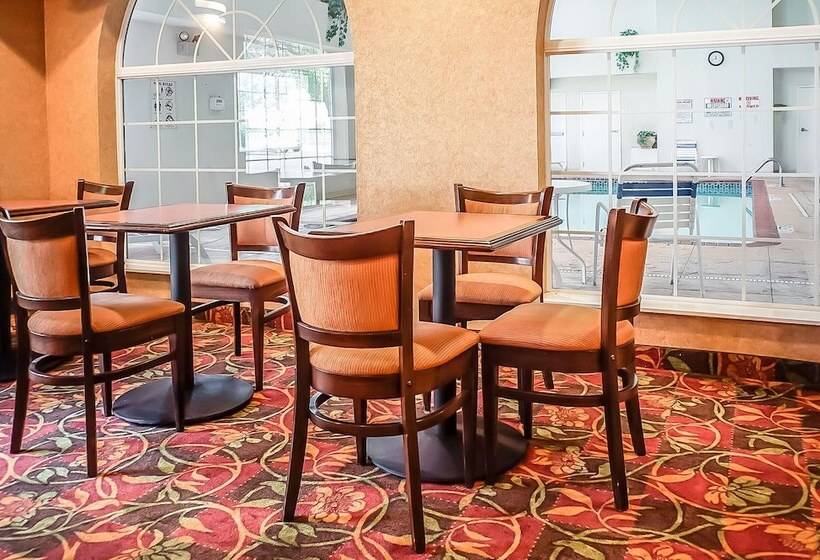 فندق Quality Inn & Suites