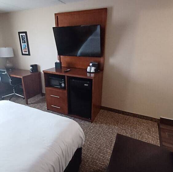 ホテル Wingate By Wyndham Pittsburgh New Stanton