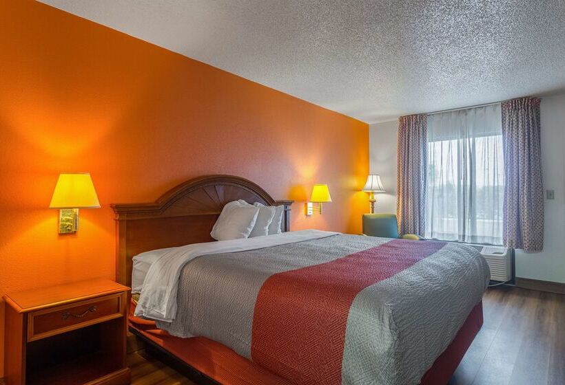 Motel 6 Waycross