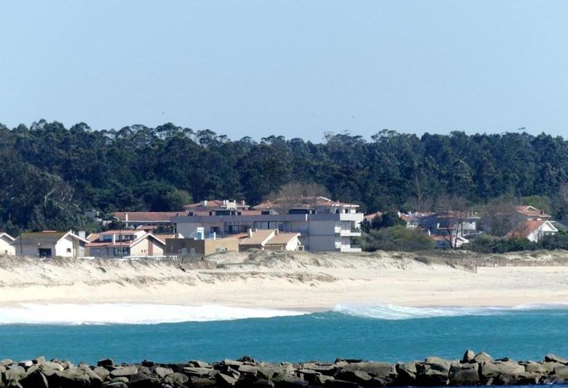 ユースホステル Porto Beach Lodge