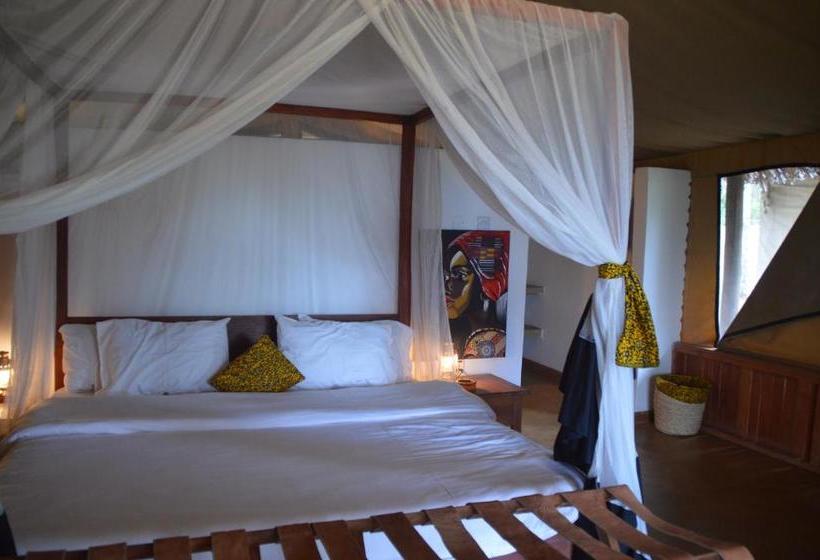 هتل Karatu Tented Lodge