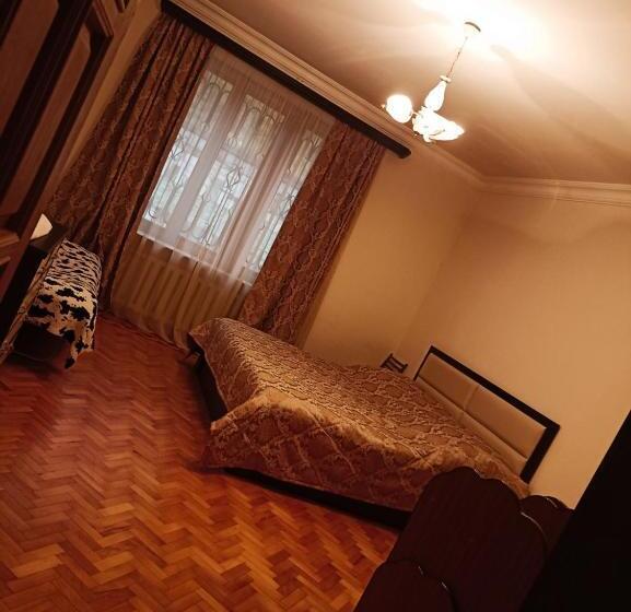 هاستل Luse Guest House