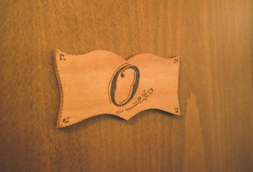 فندق 4 Rooms