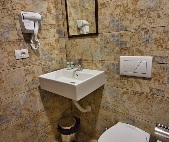 فندق 4 Rooms
