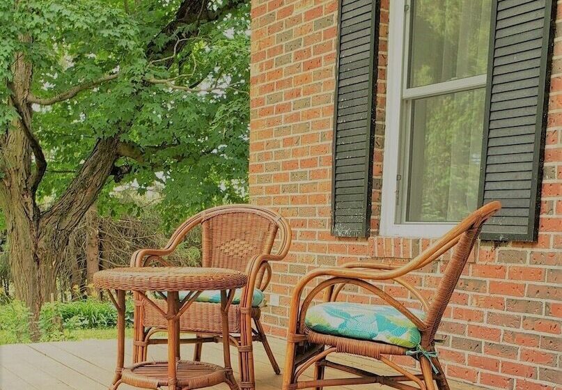 הוסטל Auberge Du Vignoble Bromont