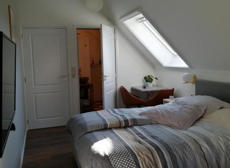 تختخواب و صبحانه Veenemaat