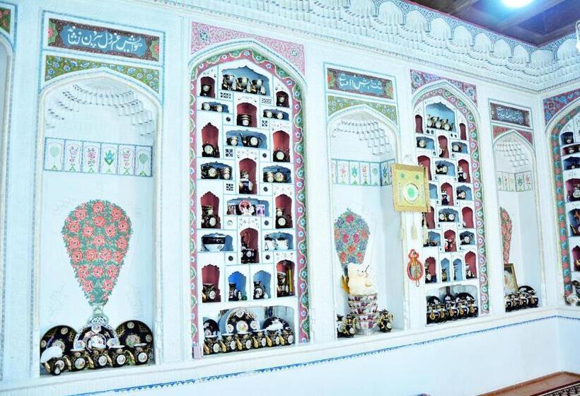 بنسيون Koh I Noor