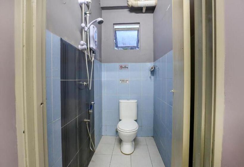 پانسیون Spot On 89751 Bed Station Guest House   Hostel