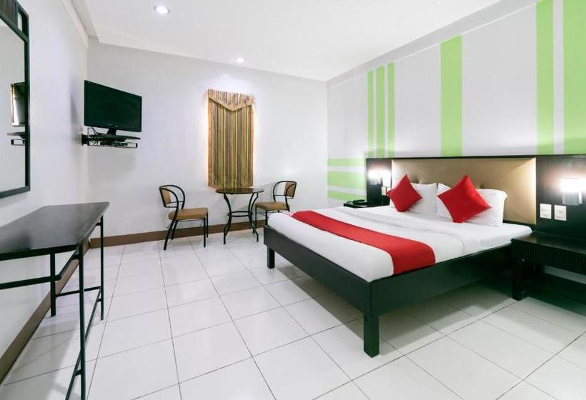 فندق Capital O 176 Bliss