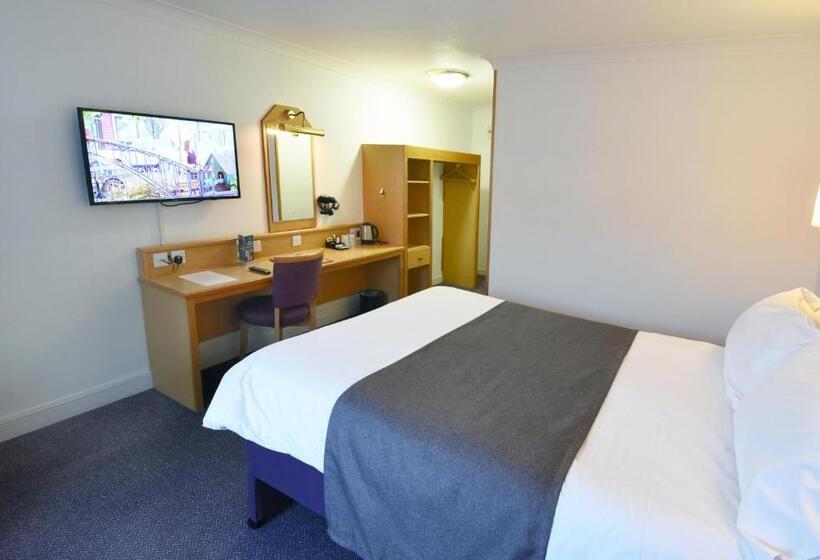 Отель Royal Oak By Greene King Inns