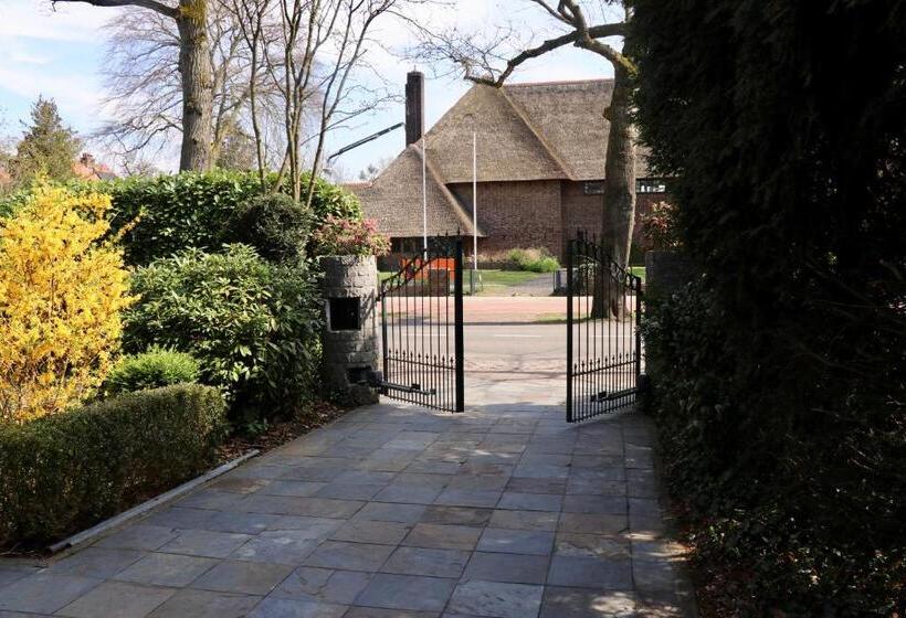 ペンション Cavalli's Cottage