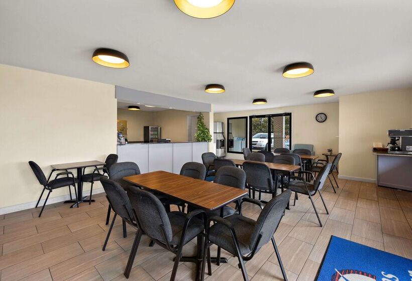 فندق Americas Best Value Inn Celina