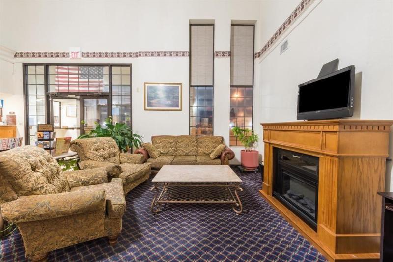 هتل Americas Best Value Inn & Suites Fort Worth South