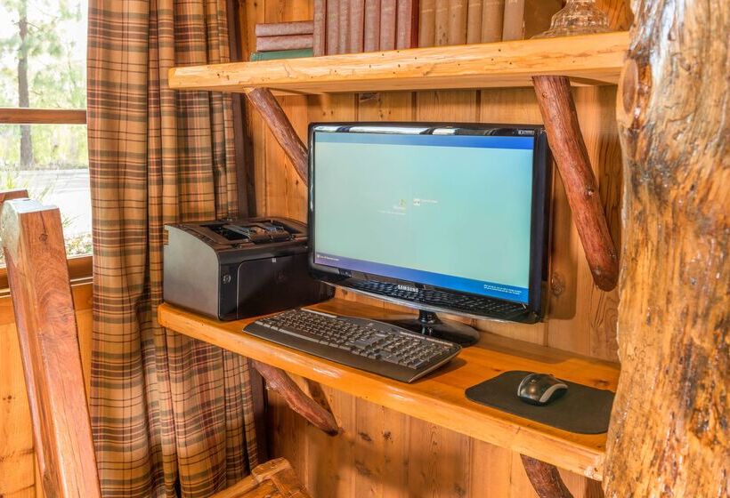 בית מלון כפרי Ayres Lodge Alpine