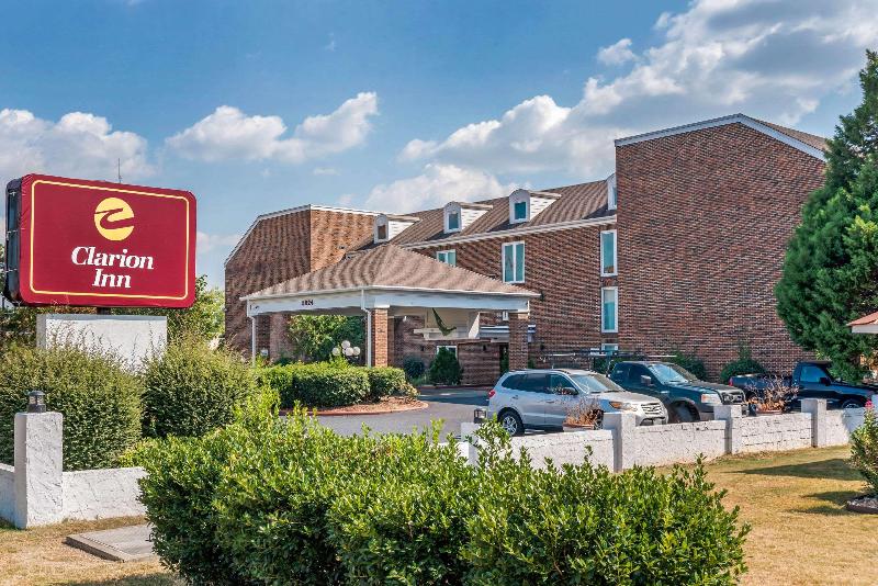 هتل Baymont By Wyndham Montgomery Al