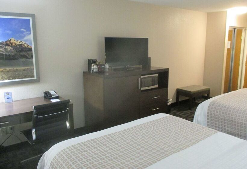 בית מלון כפרי Best Western Benton Harbor – St. Joseph