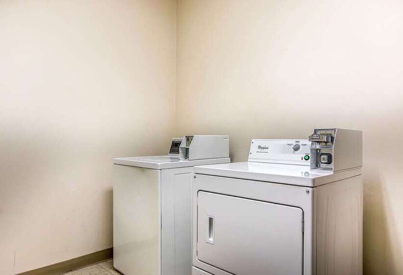 בית מלון כפרי Comfort Suites Effingham
