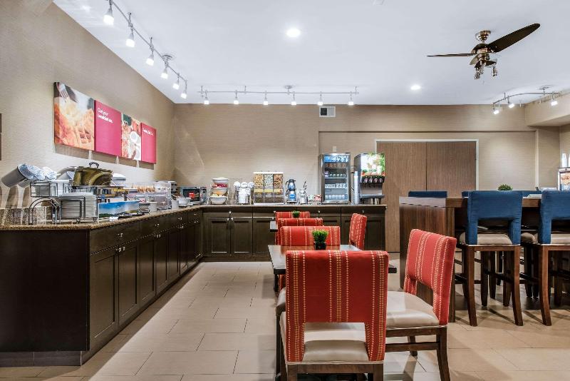 Отель Comfort Suites Highlands Ranch Denver Tech Center Area