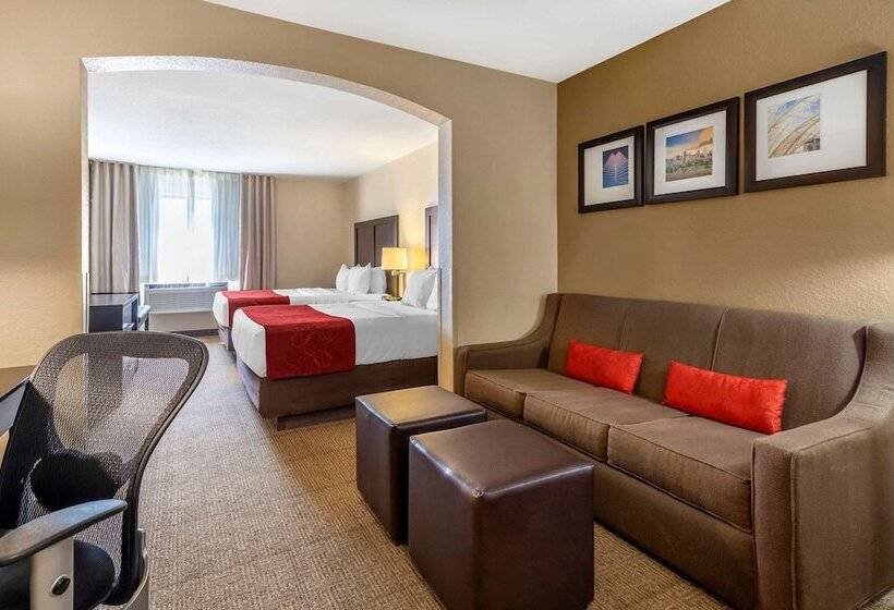 Отель Comfort Suites Highlands Ranch Denver Tech Center Area