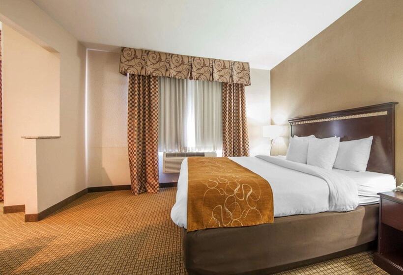 هتل Comfort Suites