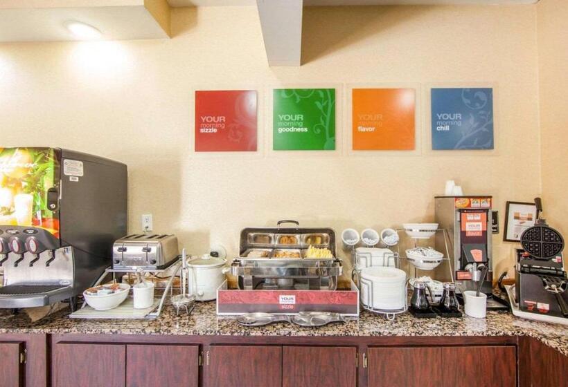 هتل Comfort Suites