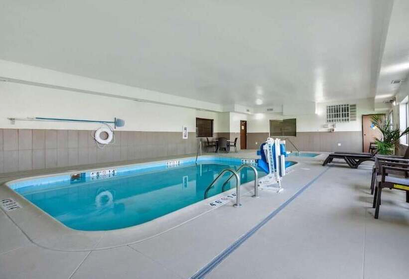 هتل Comfort Suites Omaha Eastcouncil Bluffs