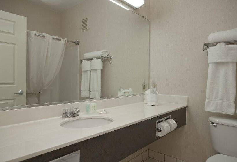 בית מלון כפרי Comfort Suites Peoria Sports Complex