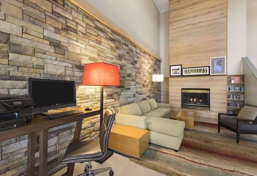 هتل Country Inn & Suites By Radisson, Ankeny, Ia