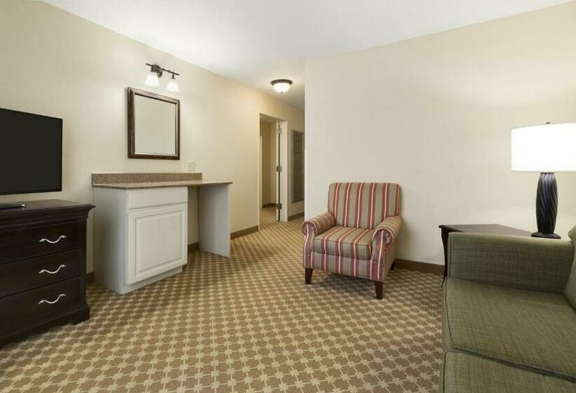 هتل Country Inn & Suites By Radisson, Asheville At Asheville Outlet Mall, Nc
