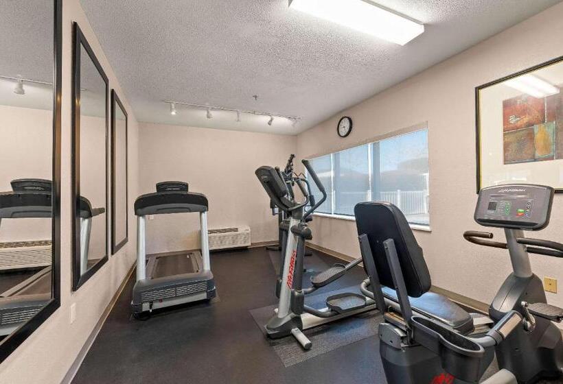 هتل Country Inn & Suites By Radisson, Asheville At Asheville Outlet Mall, Nc