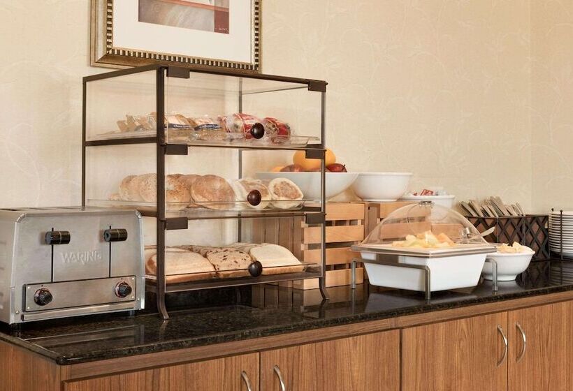 בית מלון כפרי Country Inn & Suites By Radisson, Chanhassen, Mn