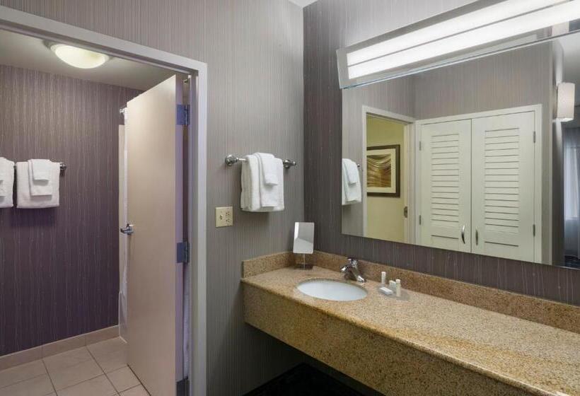 Отель Courtyard By Marriott Scranton Montage Mountain