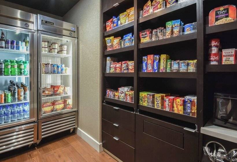 בית מלון כפרי Courtyard By Marriott Charlotte Lake Norman