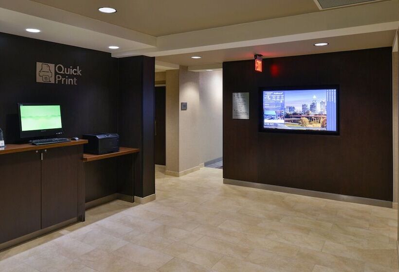 ホテル Courtyard By Marriott Charlotte Matthews