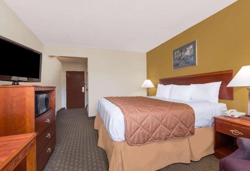 ホテル Days Inn By Wyndham Norton