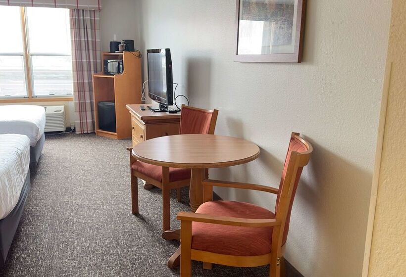 هتل Duluth Inn & Suites Near Spirit Mountain